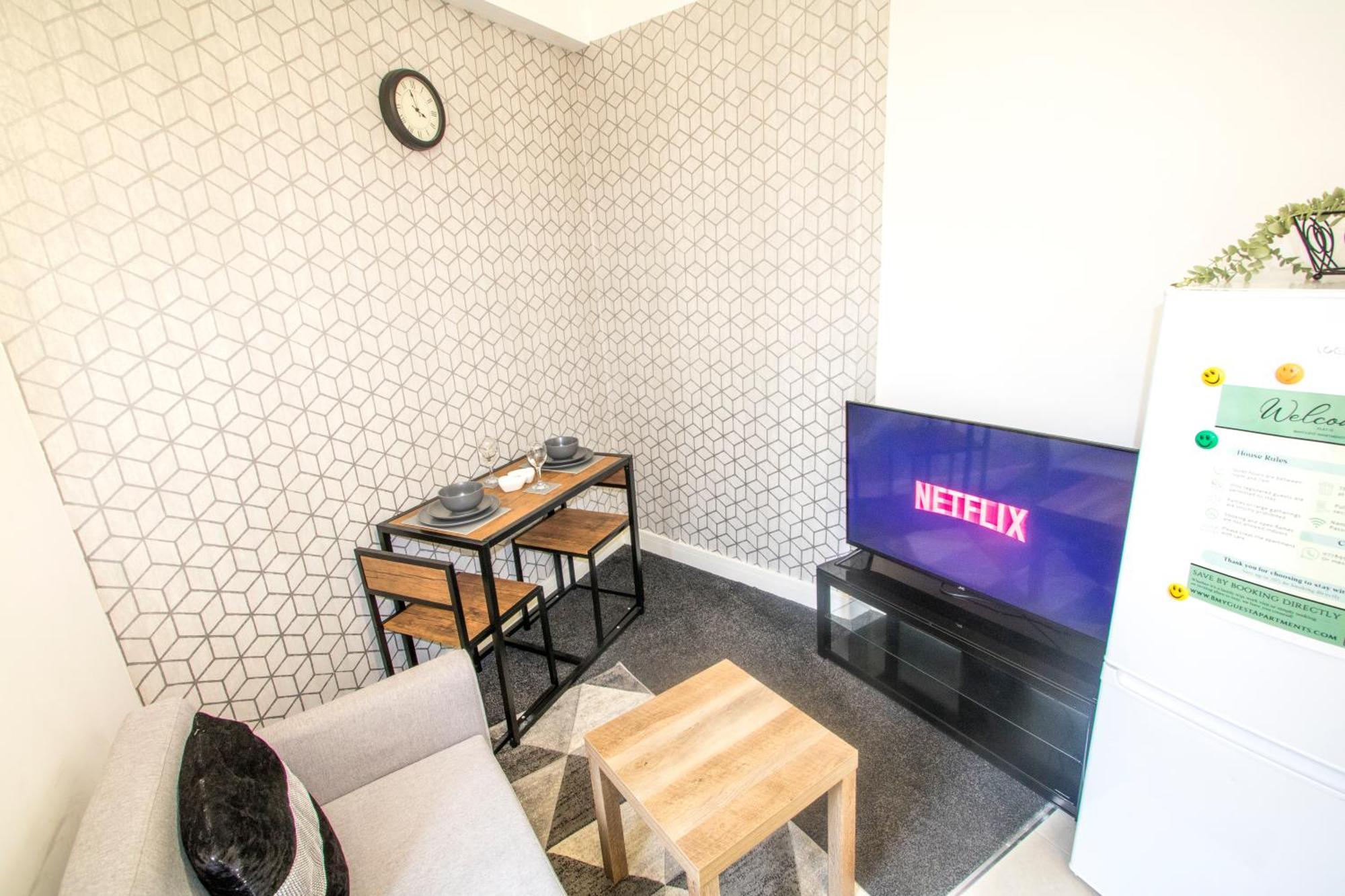 Cozy And Charming - 1 Bedroom Apartment - Free Parking, Transit Links, Close To Stadiums Manchester Esterno foto